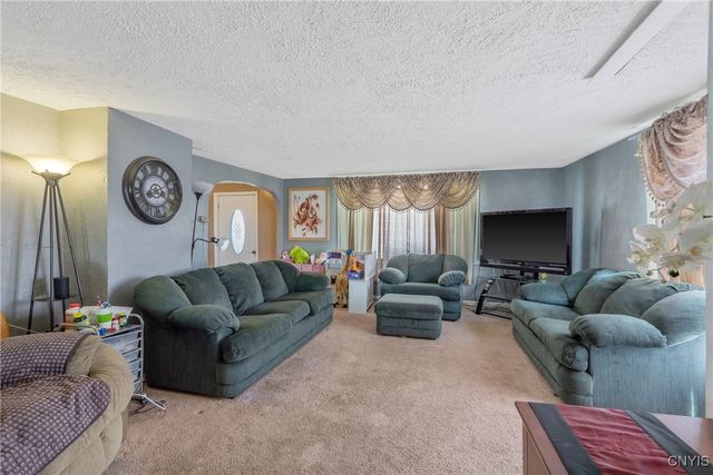 19 Whig Hill Road, West Monroe, NY 13167