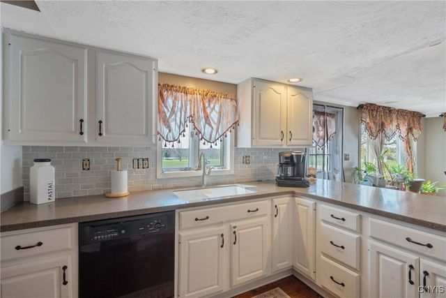 19 Whig Hill Road, West Monroe, NY 13167