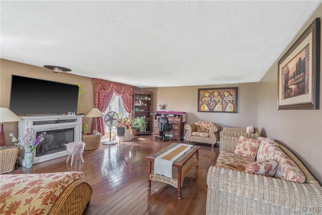 19 Whig Hill Road, West Monroe, NY 13167