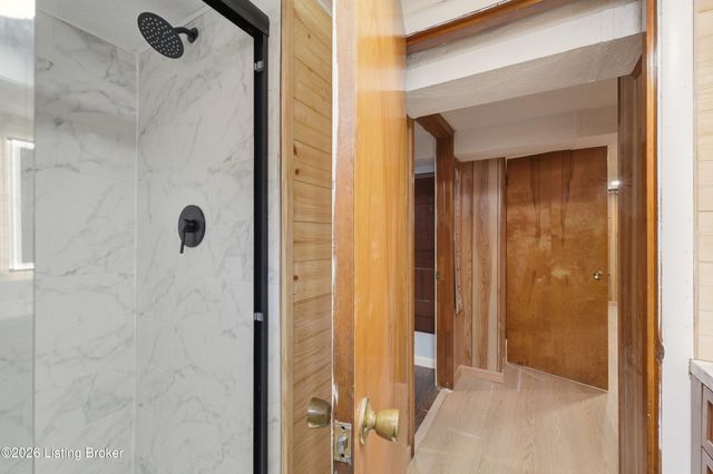 4538 Old Hazelwood Ave, Louisville, KY 40214