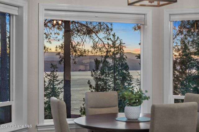 3124 S Lochurst Ln, Coeur D'alene, ID 83814
