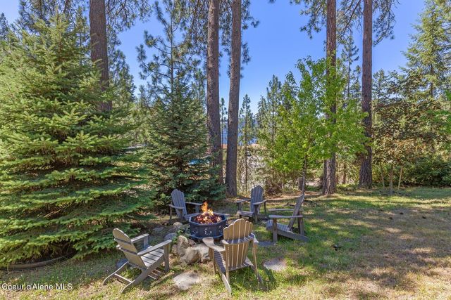 3124 S Lochurst Ln, Coeur D'alene, ID 83814