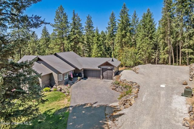3124 S Lochurst Ln, Coeur D'alene, ID 83814