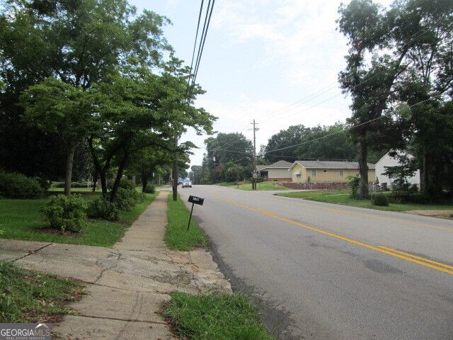 737 N Greenwood Street, Lagrange, GA 30240