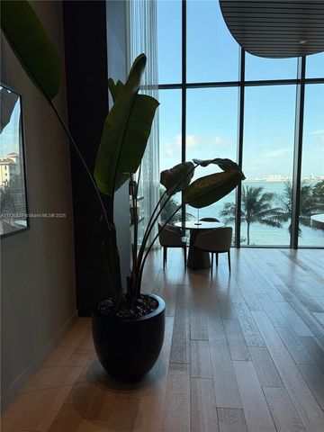 460 NE 28th St 2503, Miami, FL 33137