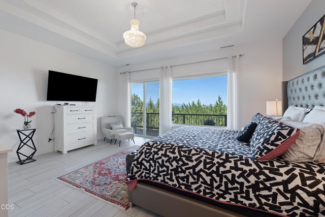 1359 NW Remarkable Drive, Bend, OR 97703