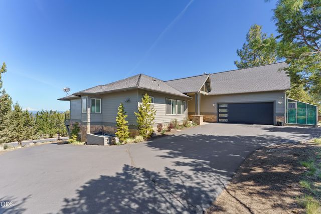 1359 NW Remarkable Drive, Bend, OR 97703