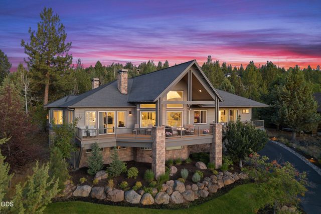 1359 NW Remarkable Drive, Bend, OR 97703