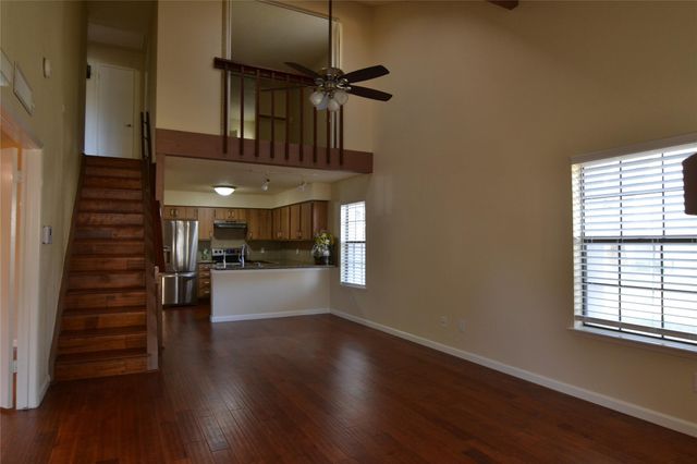 13461 Garden Grove 761, Houston, TX 77082
