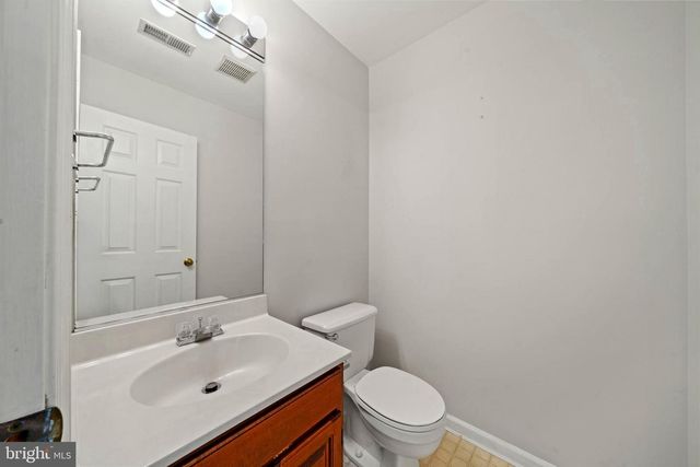 31 BEEKMAN PL, Charles Town, WV 25414