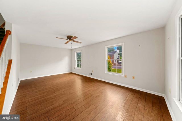 31 BEEKMAN PL, Charles Town, WV 25414