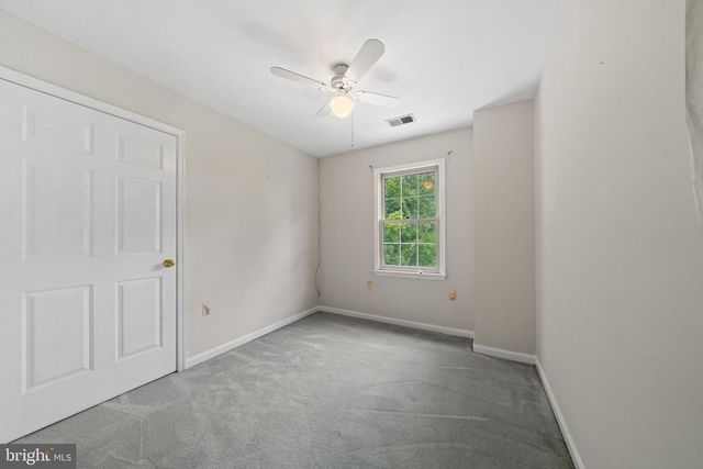 31 BEEKMAN PL, Charles Town, WV 25414