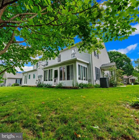 31 BEEKMAN PL, Charles Town, WV 25414