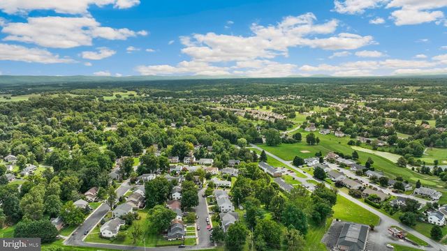31 BEEKMAN PL, Charles Town, WV 25414