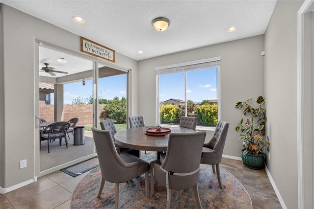 1748 Cooke Canyon Drive NW, Albuquerque, NM 87120