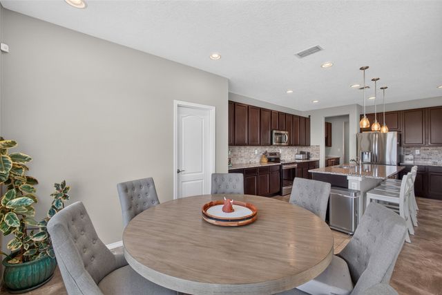 1748 Cooke Canyon Drive NW, Albuquerque, NM 87120