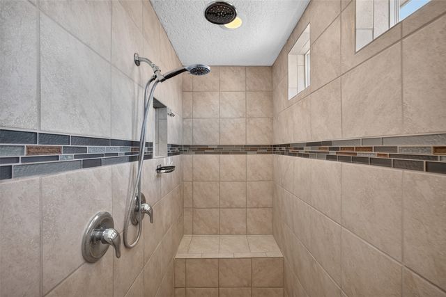 1748 Cooke Canyon Drive NW, Albuquerque, NM 87120