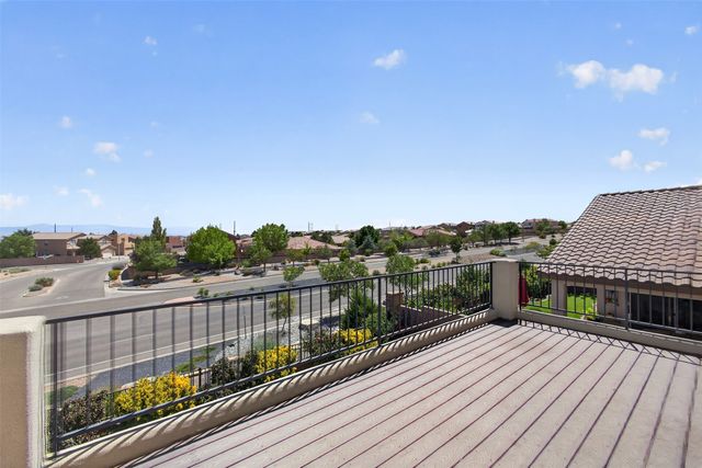 1748 Cooke Canyon Drive NW, Albuquerque, NM 87120