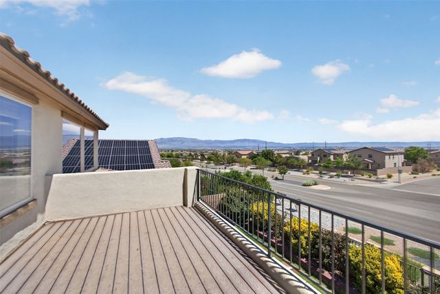 1748 Cooke Canyon Drive NW, Albuquerque, NM 87120