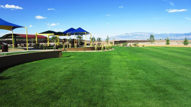 1748 Cooke Canyon Drive NW, Albuquerque, NM 87120