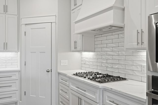 2440 Overcup Drive, Conway, AR 72034