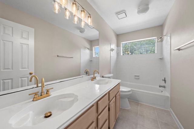 7911 Gulf Isle Court, Houston, TX 77095