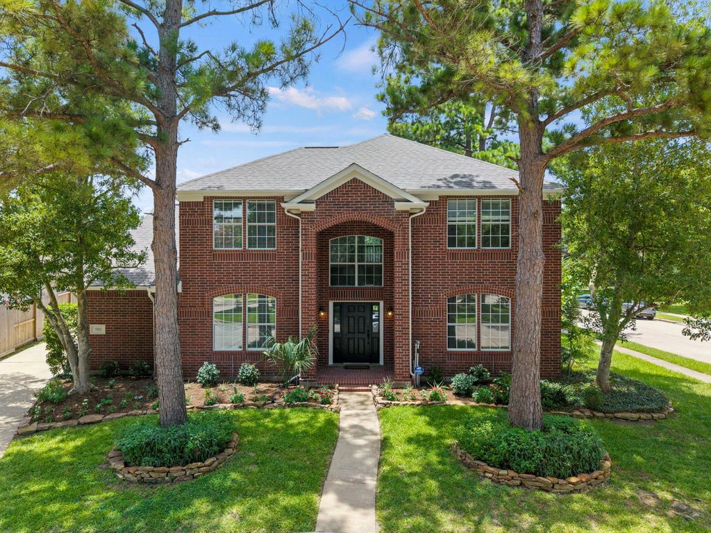 7911 Gulf Isle Court, Houston, TX 77095