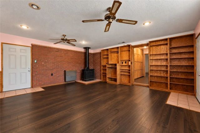 165 W Avenue L, Calimesa, CA 92320
