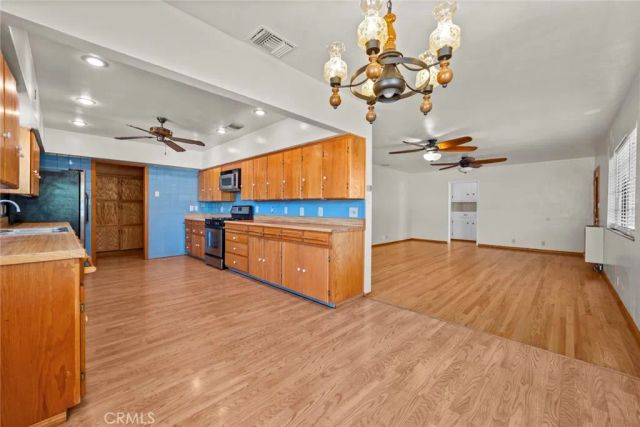 165 W Avenue L, Calimesa, CA 92320