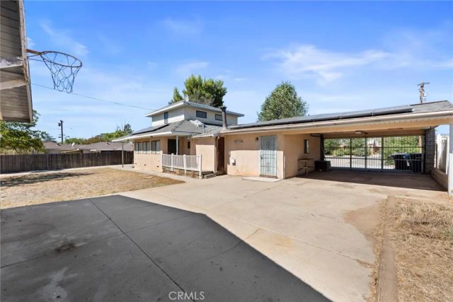 165 W Avenue L, Calimesa, CA 92320