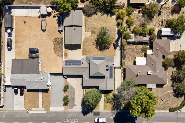 165 W Avenue L, Calimesa, CA 92320