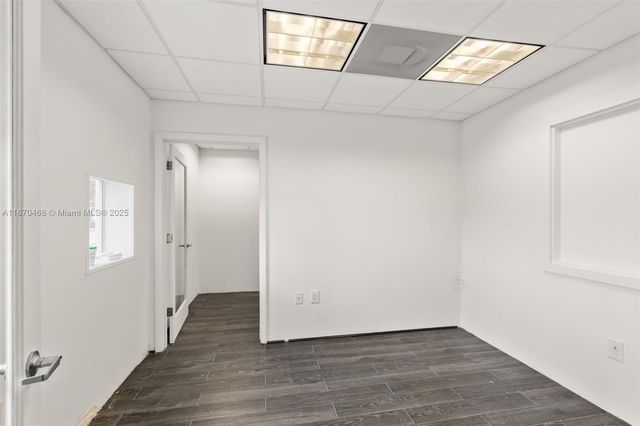 3075 NW South River Dr, Miami, FL 33142