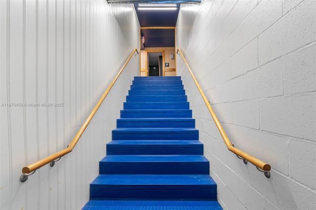 3075 NW South River Dr, Miami, FL 33142