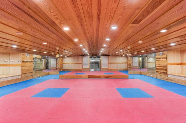 3075 NW South River Dr, Miami, FL 33142