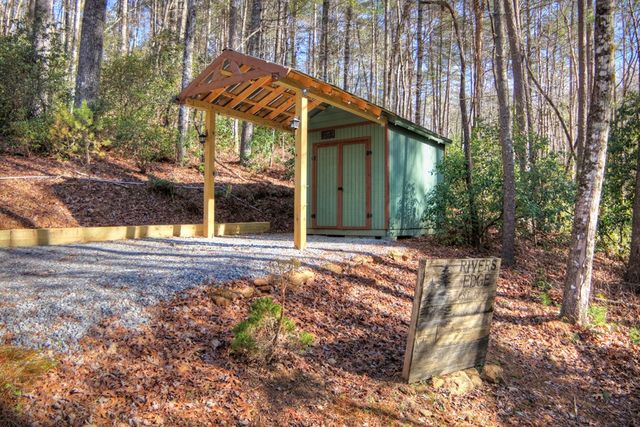 70 Riverside Lane, Blue Ridge, GA 30513