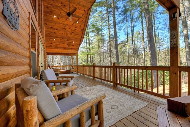 70 Riverside Lane, Blue Ridge, GA 30513