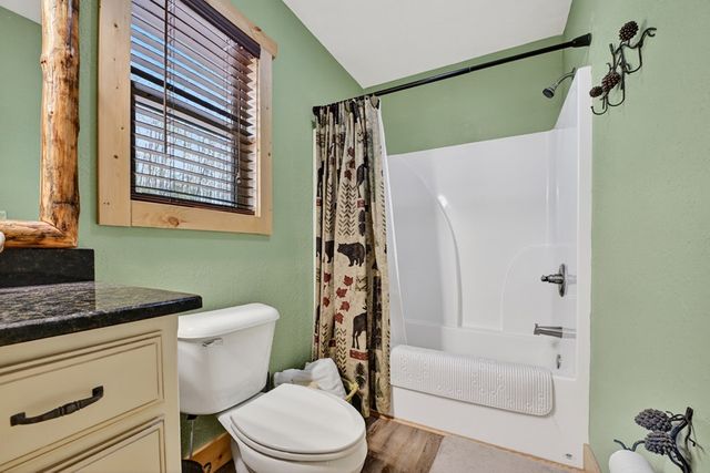 70 Riverside Lane, Blue Ridge, GA 30513