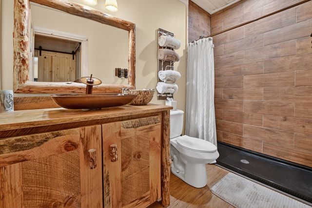 70 Riverside Lane, Blue Ridge, GA 30513