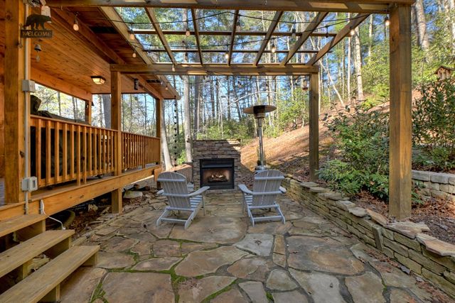 70 Riverside Lane, Blue Ridge, GA 30513