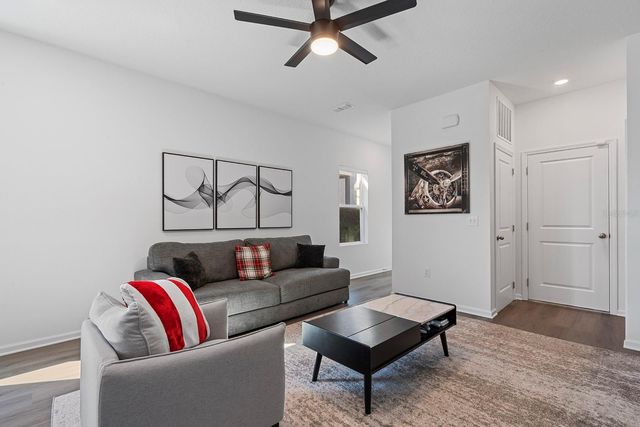 8652 SPORTSMAN LOOP, Groveland, FL 34736