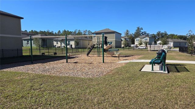 8652 SPORTSMAN LOOP, Groveland, FL 34736