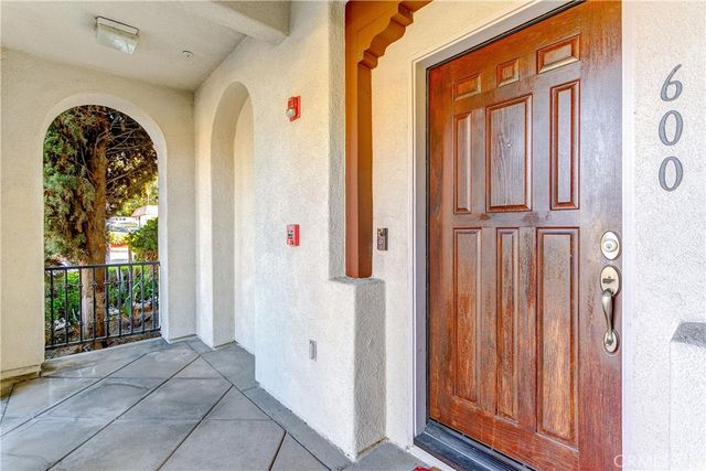 600 E Walnut, Pasadena, CA 91101
