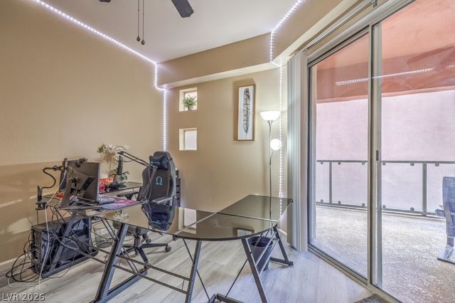 43 East Agate Avenue 301, Las Vegas, NV 89123