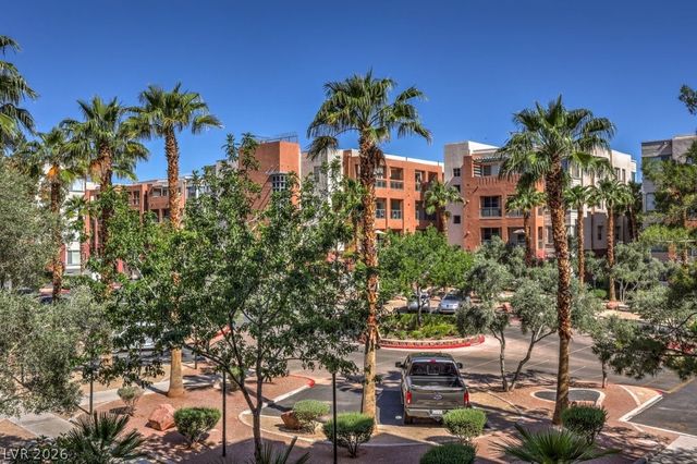 43 East Agate Avenue 301, Las Vegas, NV 89123