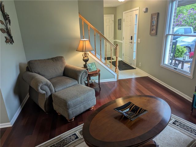 611 Cardile Drive, Webster, NY 14580