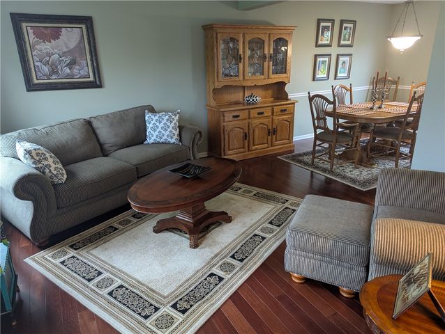 611 Cardile Drive, Webster, NY 14580