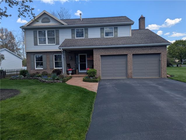611 Cardile Drive, Webster, NY 14580