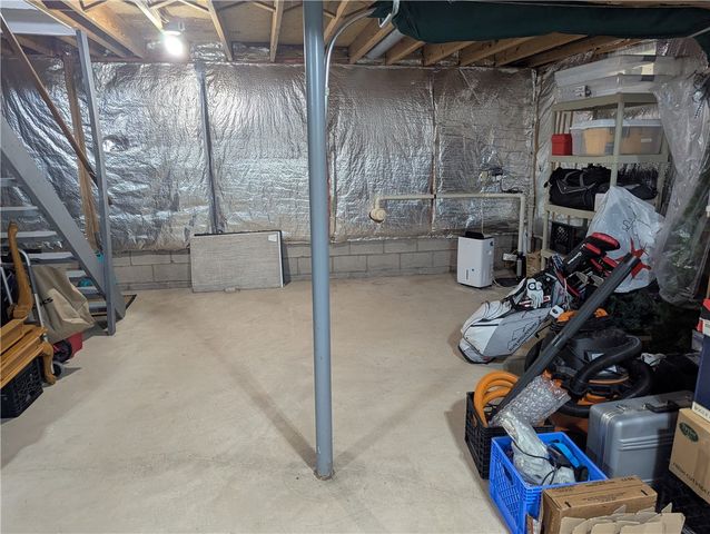 611 Cardile Drive, Webster, NY 14580