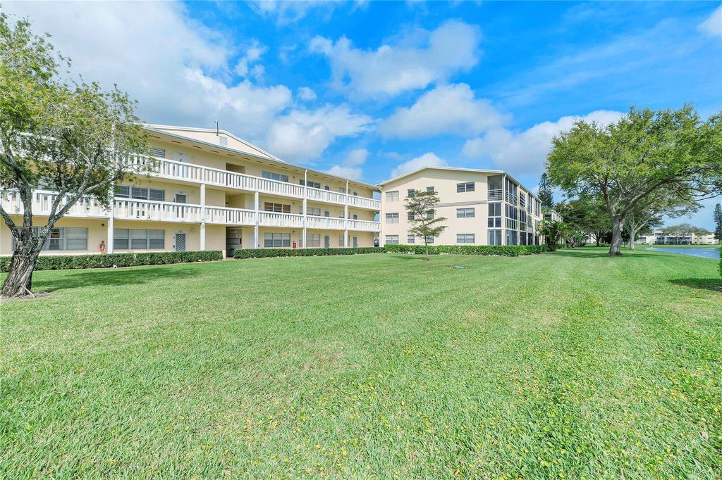 358 Dorset I 358, Boca Raton, FL 33434