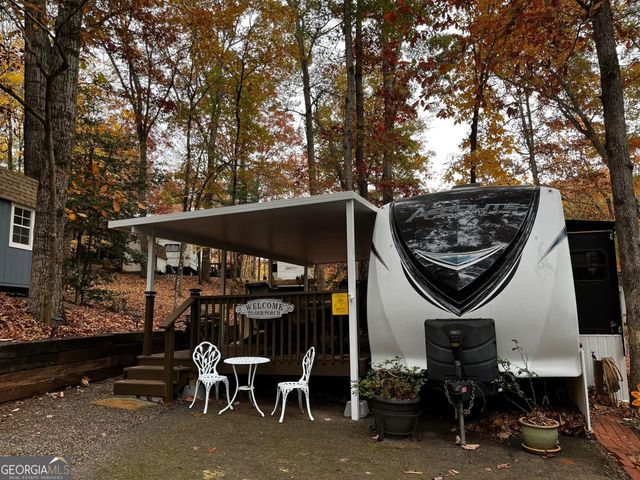 60 Park Vista Drive, Cleveland, GA 30528